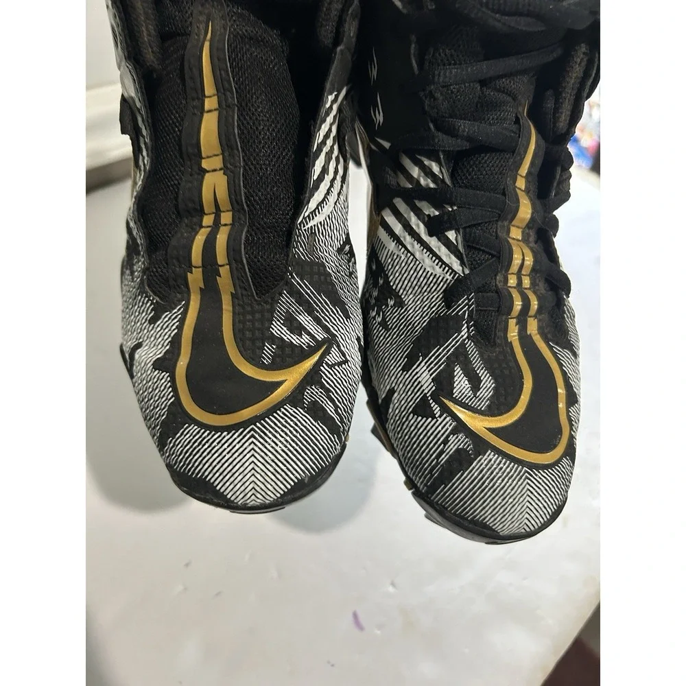 Nike Alpha Fastflex Cv0585-071 Baseball Football Cleat Black Gold EUC Youth 6